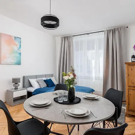 Corner Near Vistula River דירה